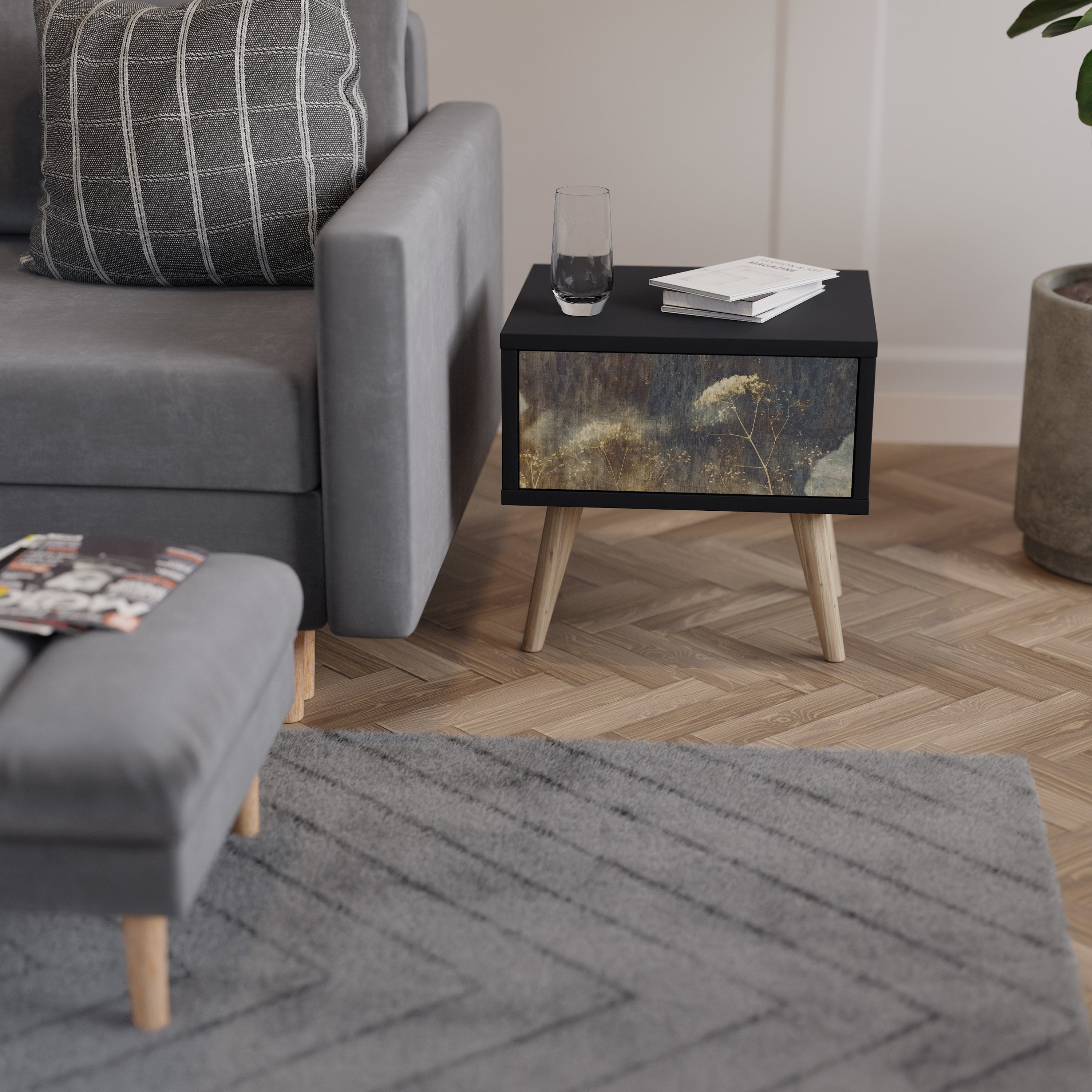 Table de chevet GENTLE POWER en finition noire