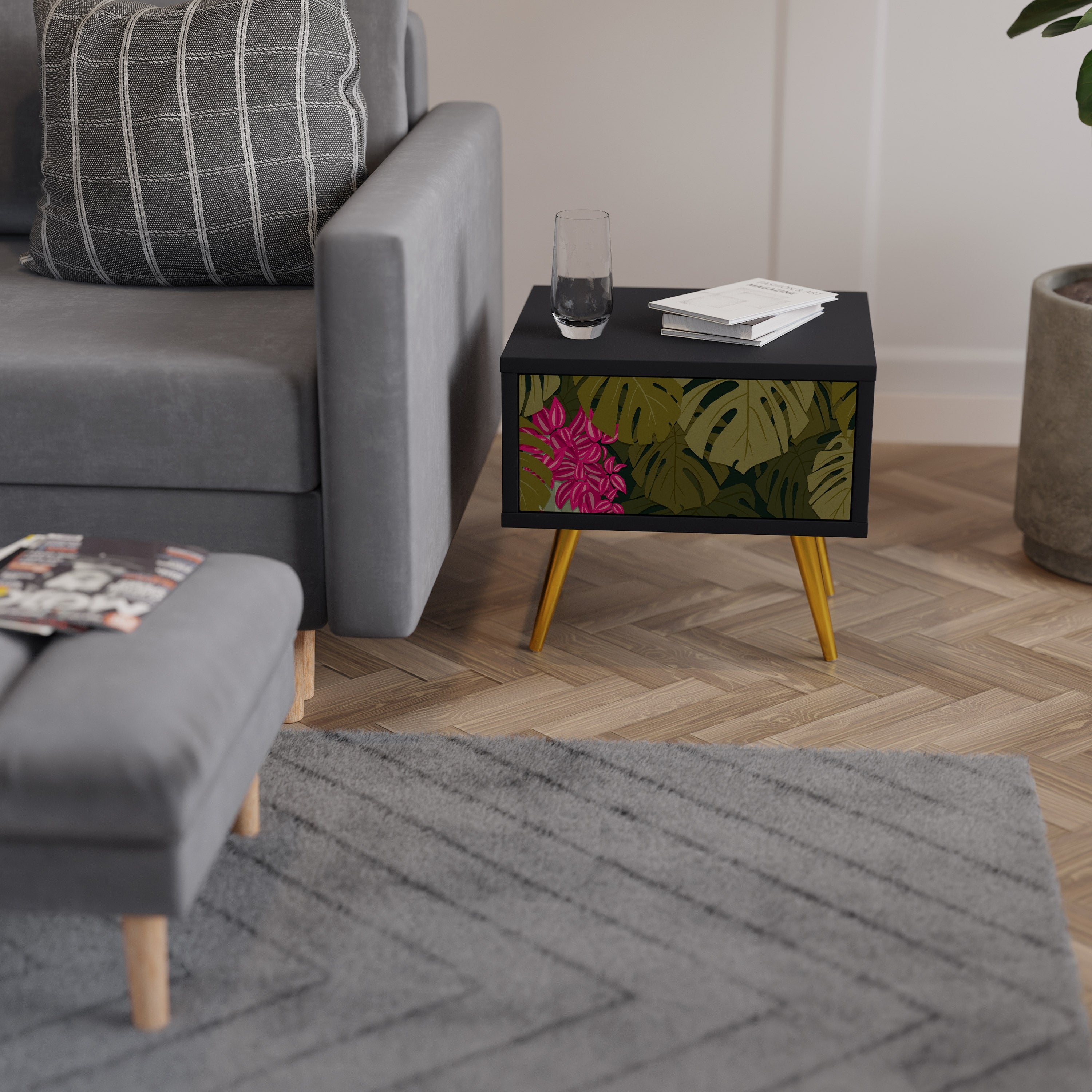 Table de chevet TROPICAL BEAUTY en finition noire