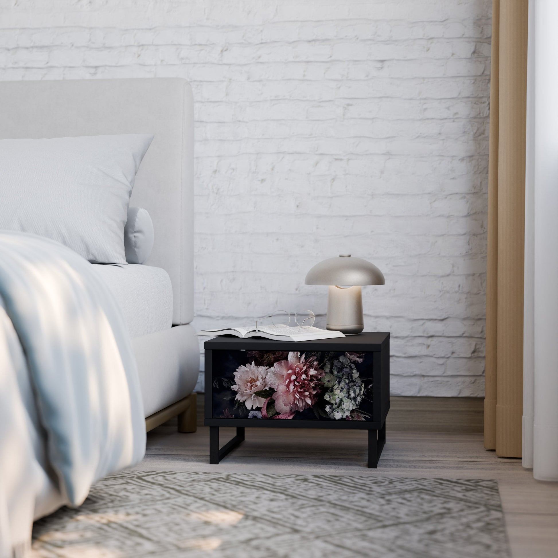 Table de chevet PURE BLOSSOM en finition noire
