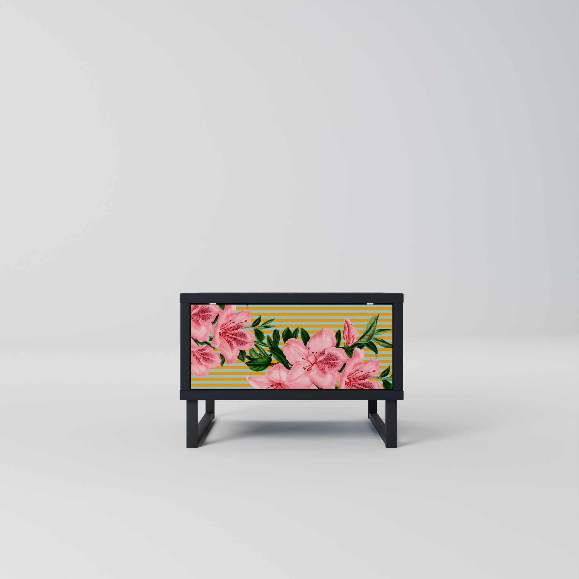 Table de chevet FRAGILE BEAUTY en finition noire