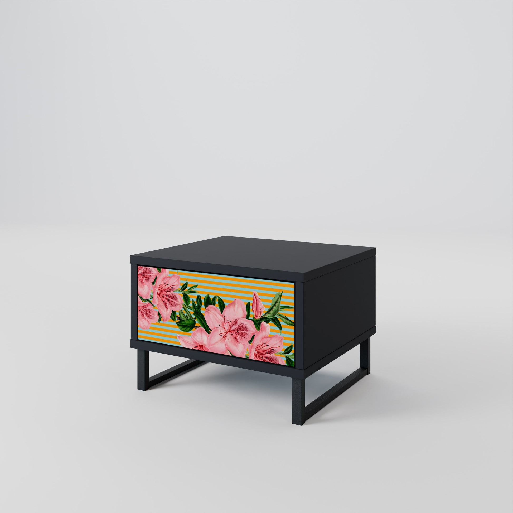 Table de chevet FRAGILE BEAUTY en finition noire