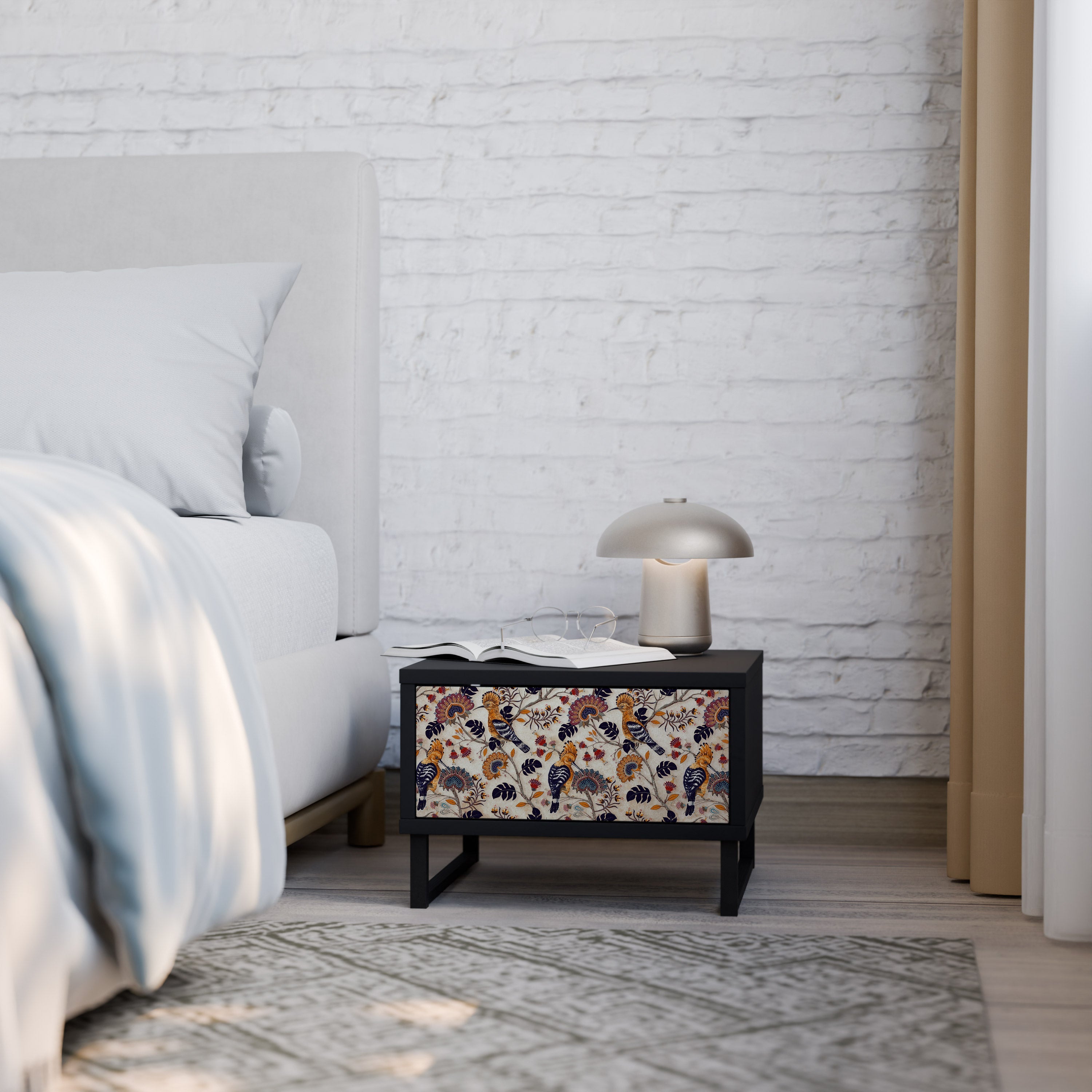 Table de chevet EMINENT HOOPOE en finition noire