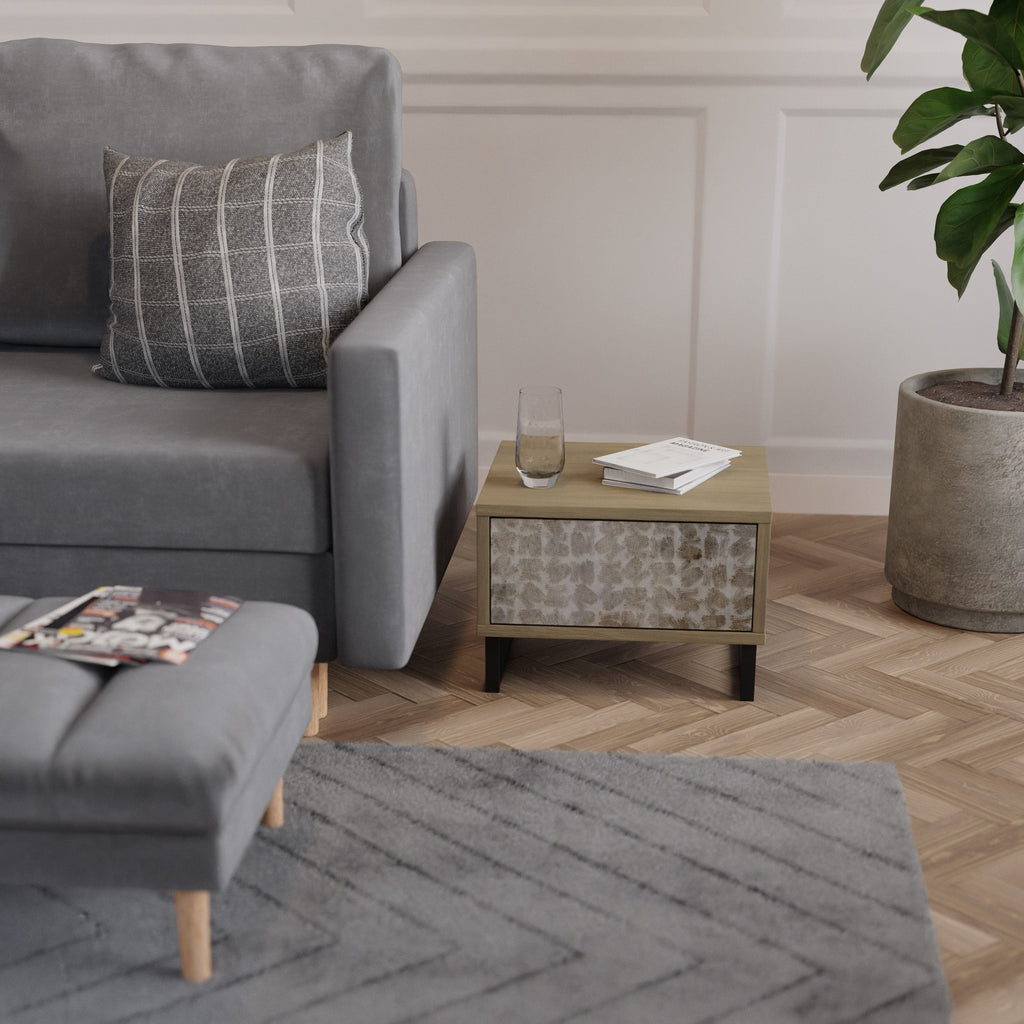 SLIGHTLY BLURRED Nightstand in Oak Effect