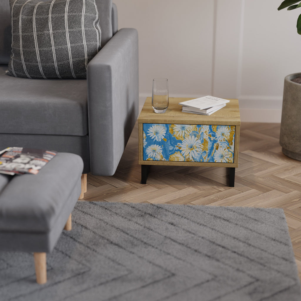 DAISY LUXE Nightstand in Oak Effect