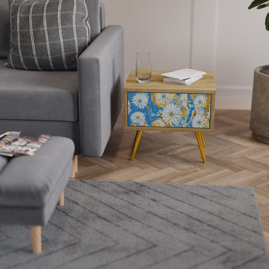 DAISY LUXE Nightstand in Oak Effect