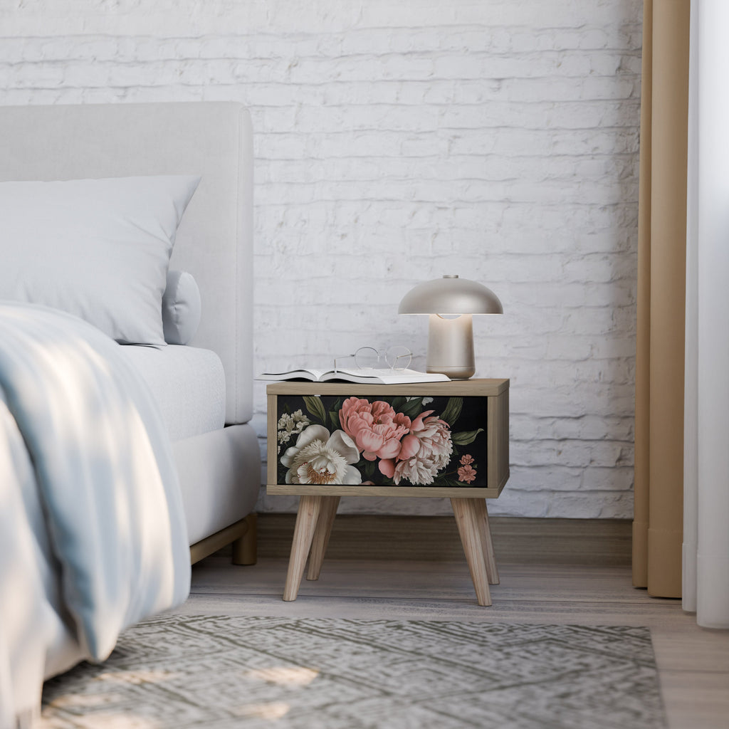 LUSH ELEGANCE Nightstand in Oak Effect