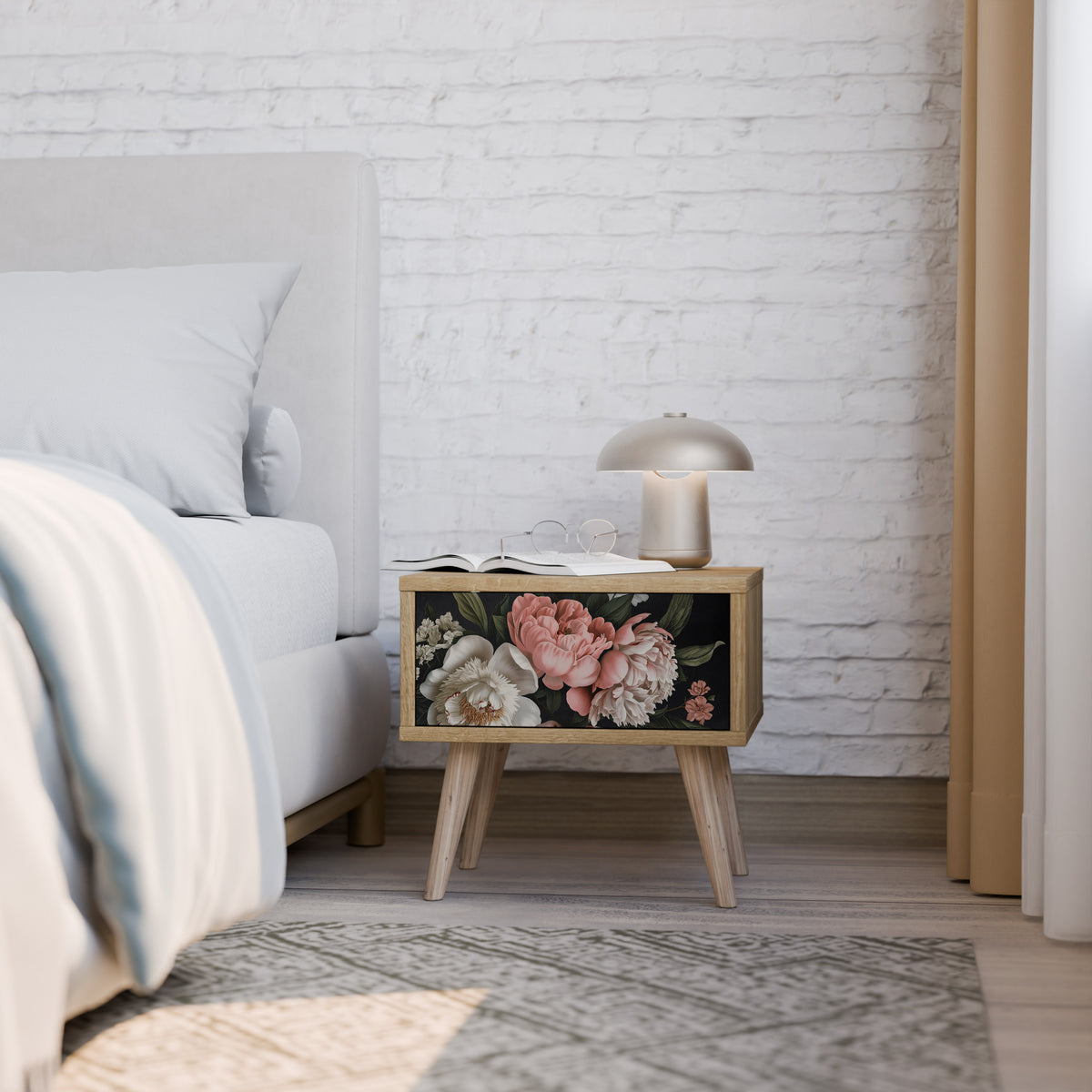 LUSH ELEGANCE Nightstand
