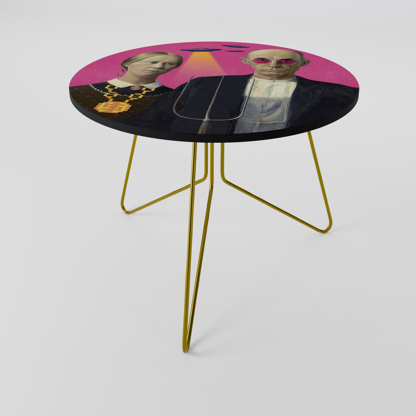 AMERICAN GOTHIC ALIEN Coffee Table