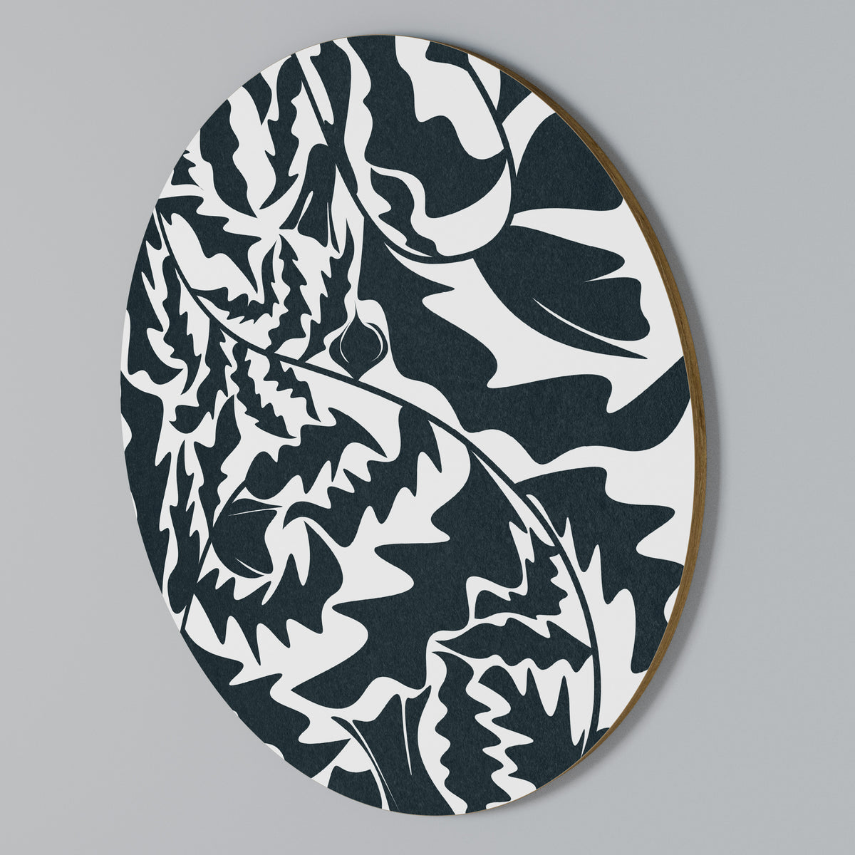 ETHEREAL ORNAMENT Round Wall Art