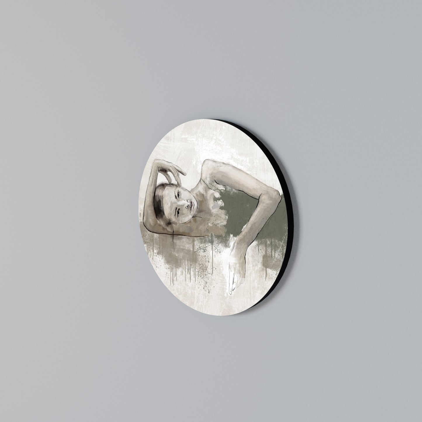 FROZEN IN TIME Round Wall Art