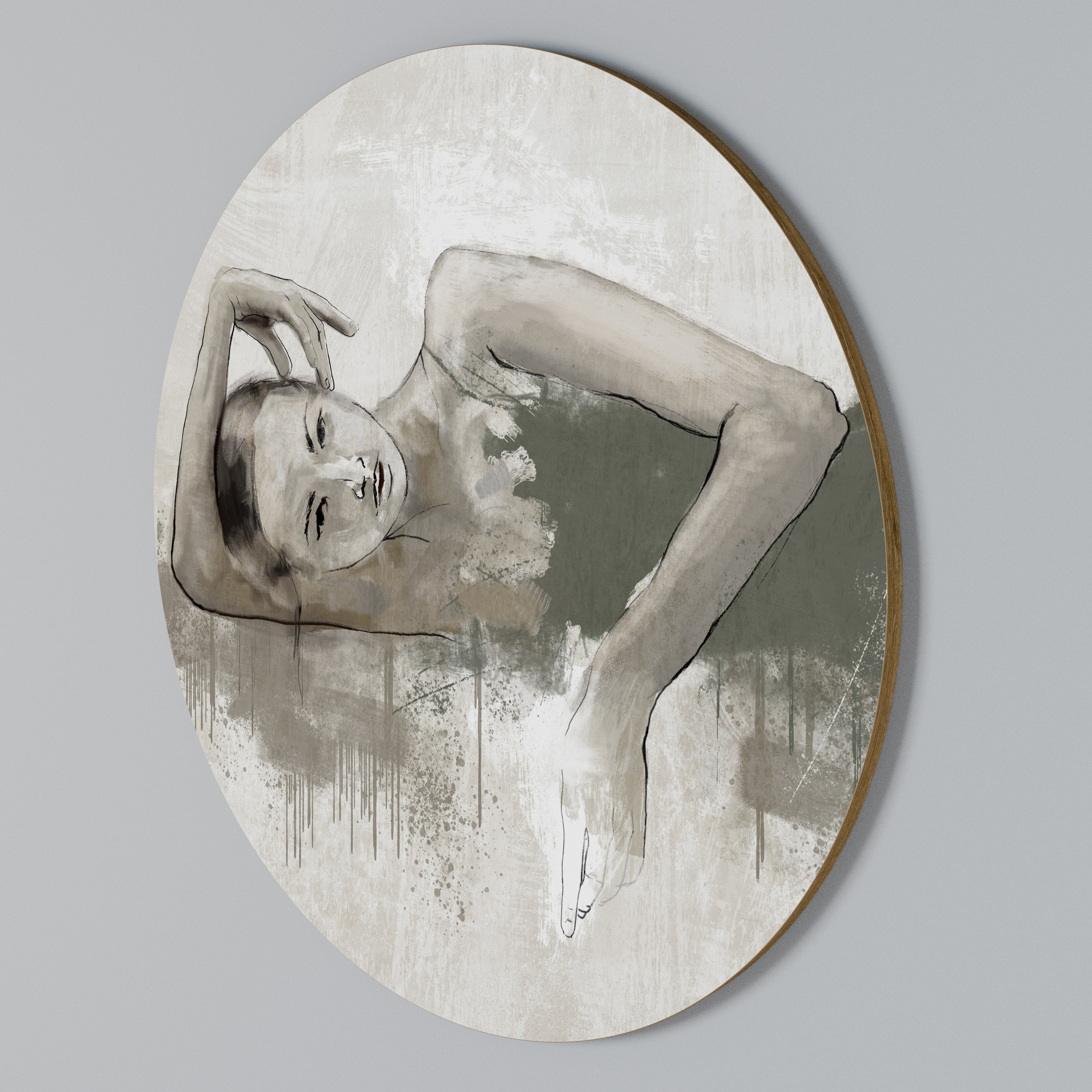 FROZEN IN TIME Round Wall Art