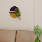 INDEPENDENT BORDER Art Shelf