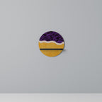 INDEPENDENT BORDER Art Shelf