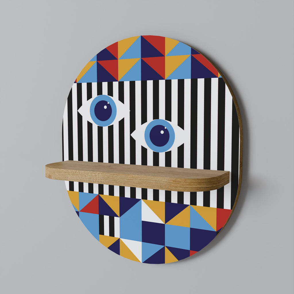 ABSTRACTION ET GÉOMÉTRIE Étagère d'art ovale effet chêne