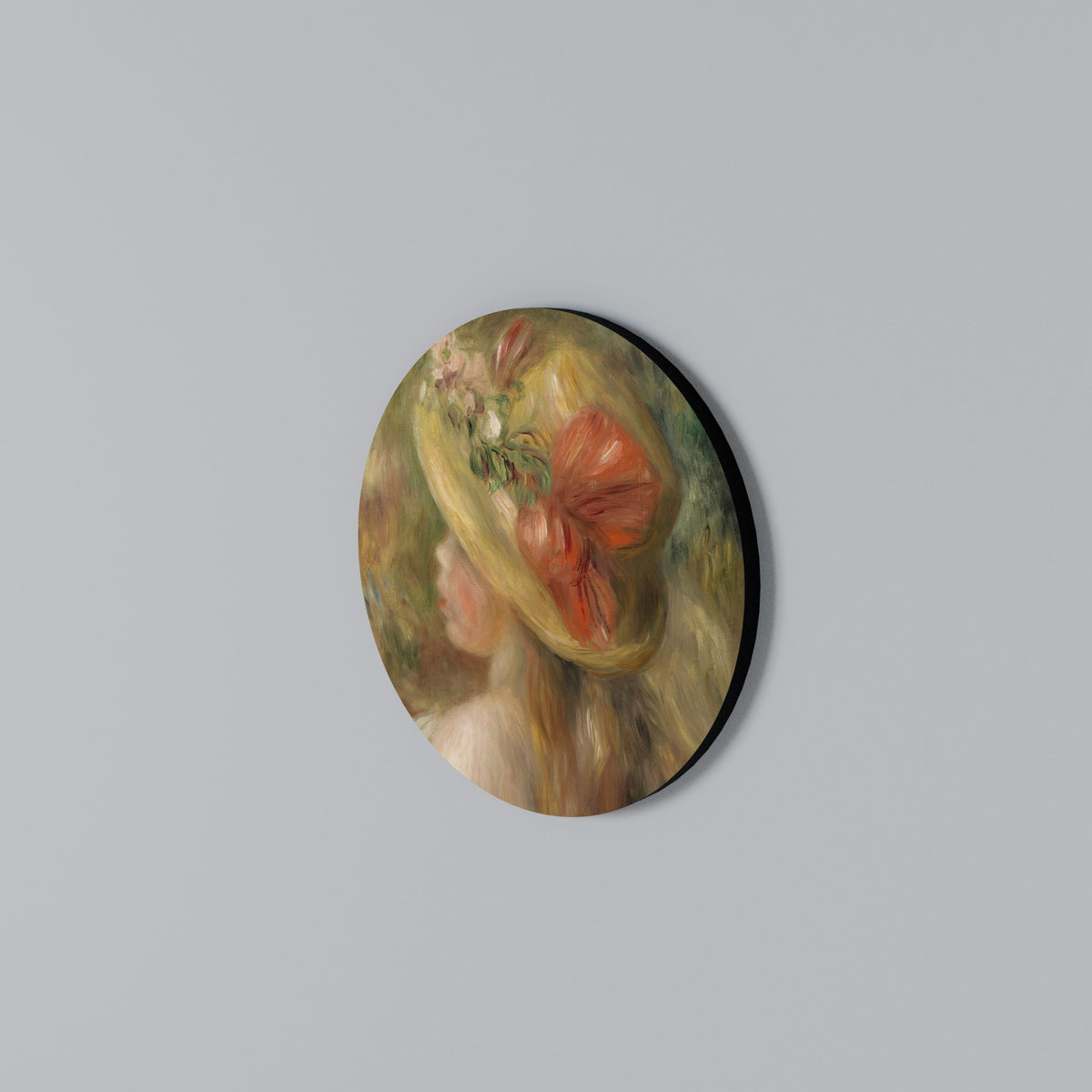 HAT OF PETALS Round Wall Art