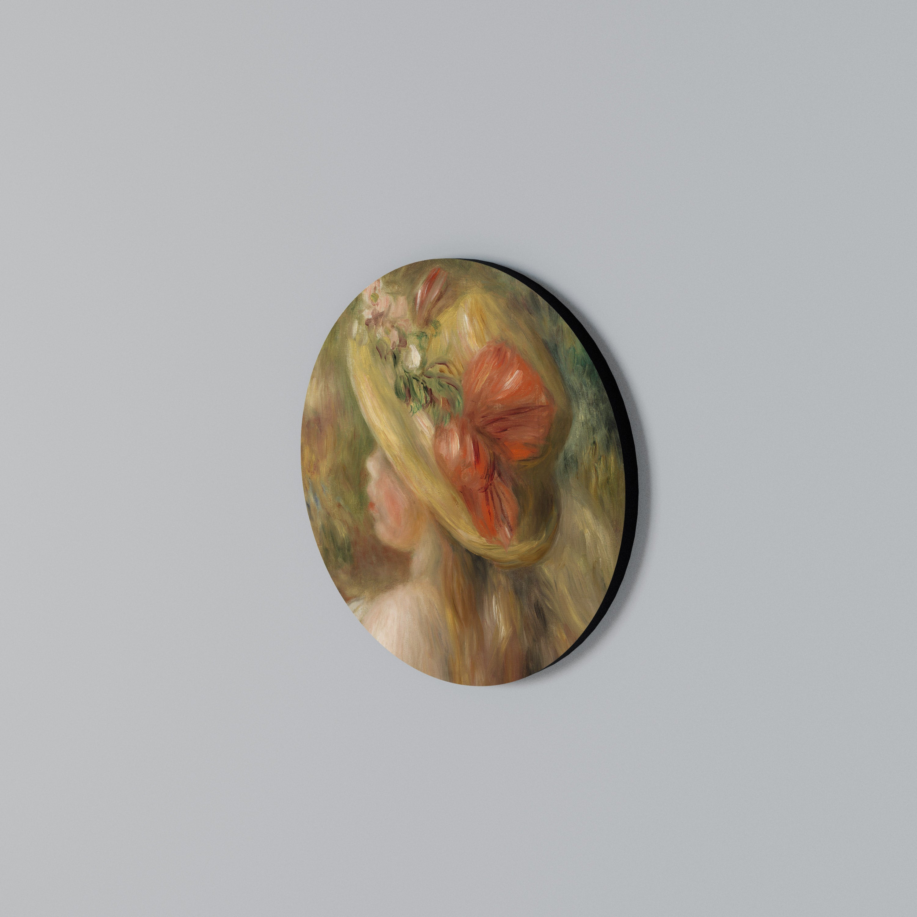 HAT OF PETALS Round Wall Art