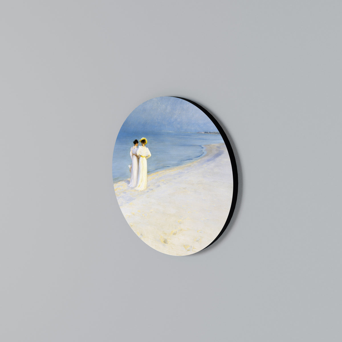 SUMMER EVENING ON SKAGEN'S BEACH Round Wall Art