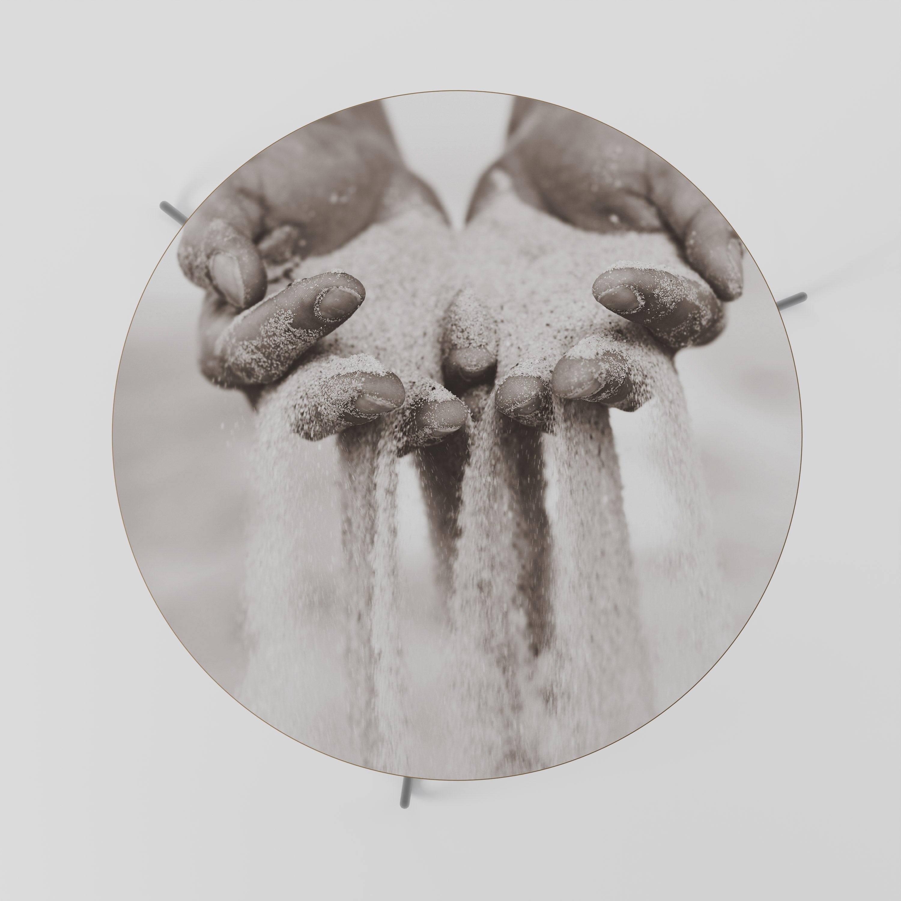 Table basse HANDS OF FATE 69