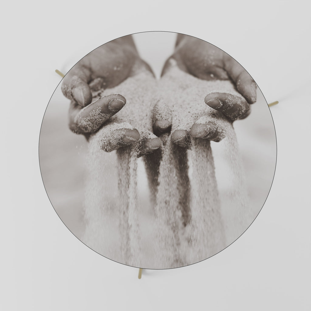 Table basse HANDS OF FATE 69