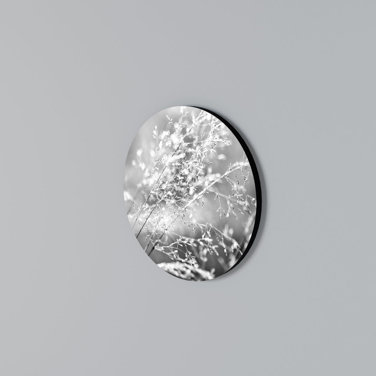LIGHTSWEPT HARMONY Round Wall Art