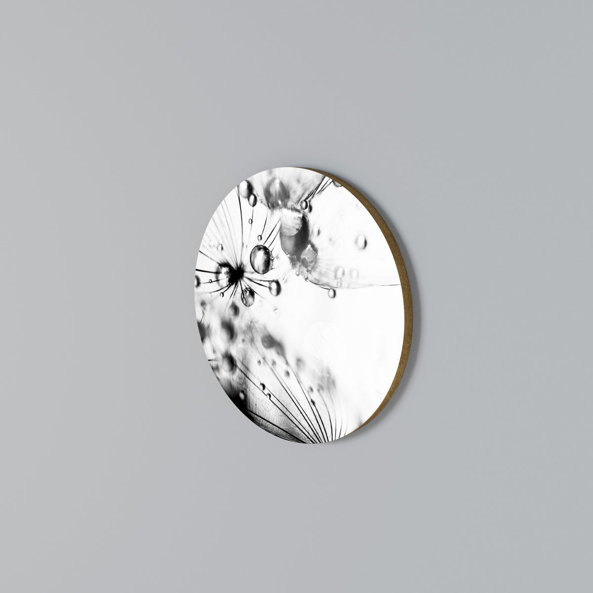 ELEGANT DROPLETS Round Wall Art