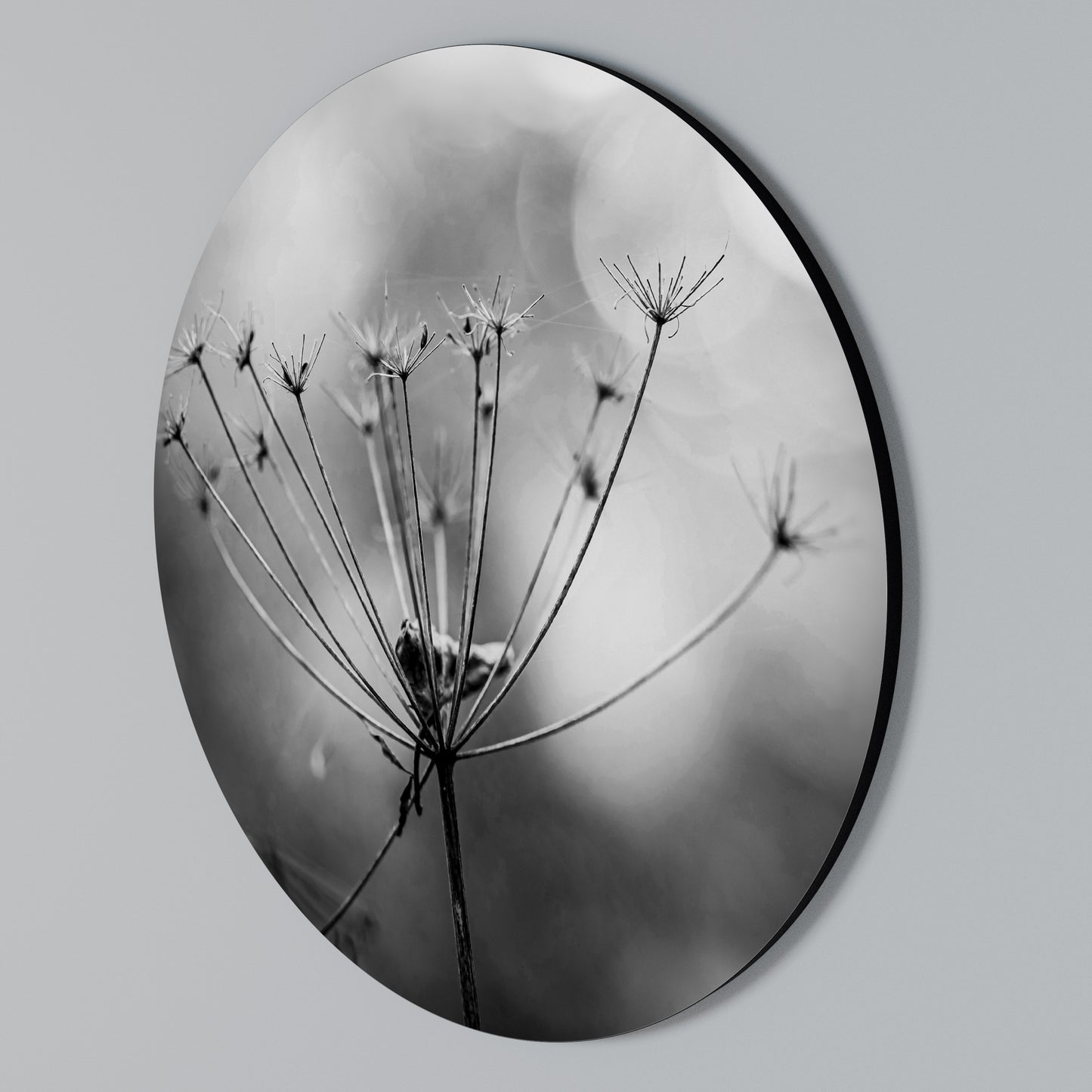 MINIMALIST BLOOM Round Wall Art
