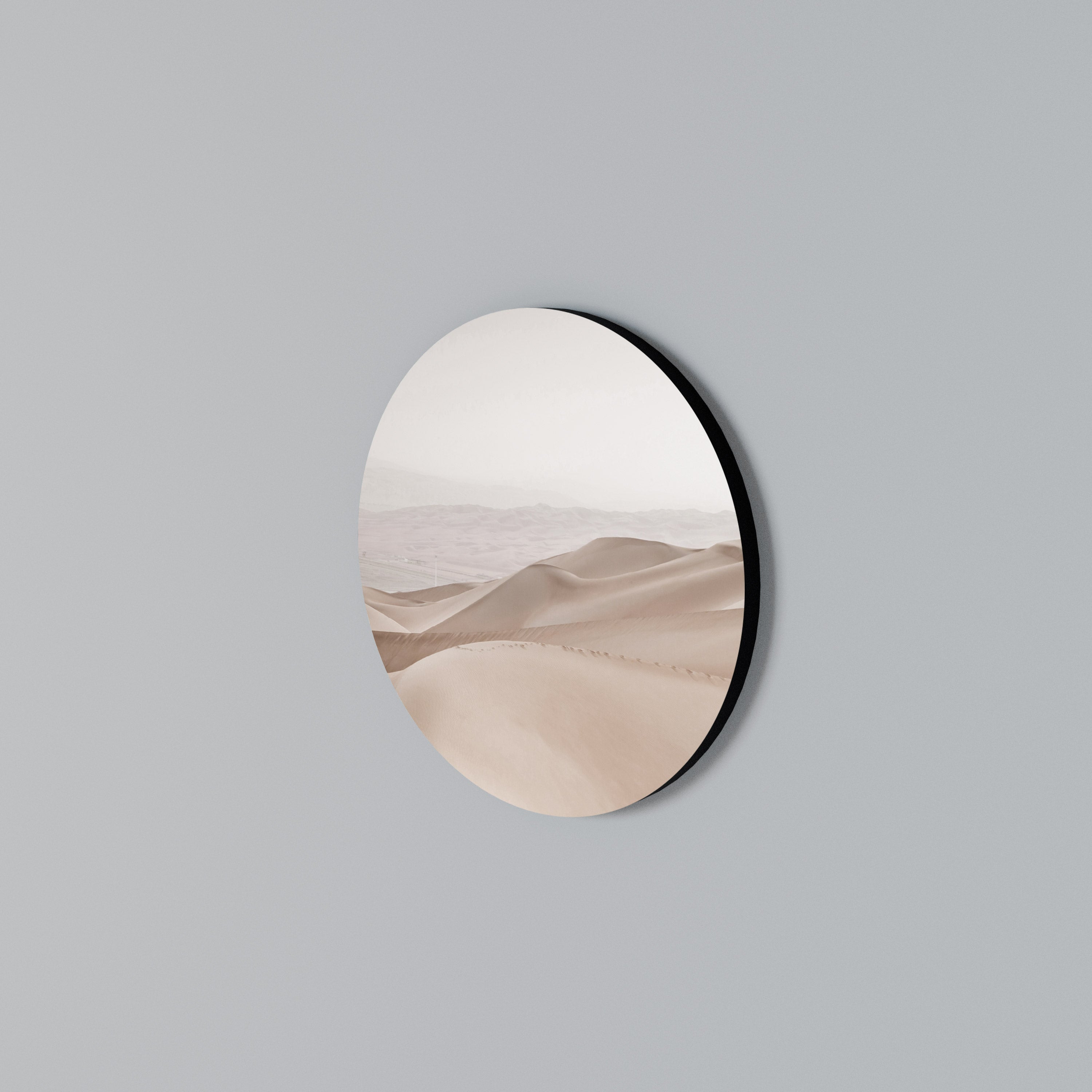 TRANQUIL TIDES Round Wall Art