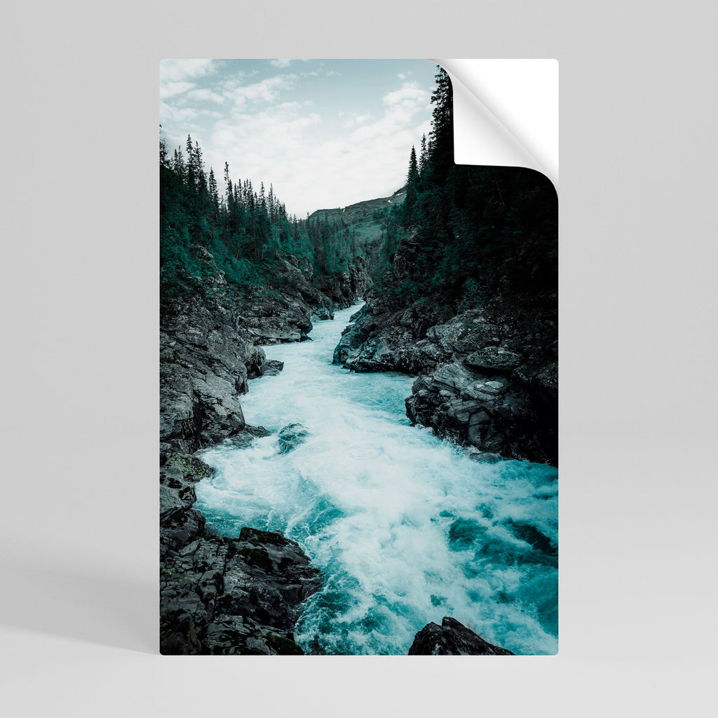 Affiche verticale autocollante « RUSHING REFLECTIONS »