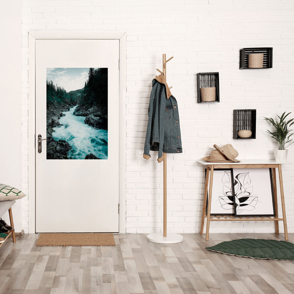 Affiche verticale autocollante « RUSHING REFLECTIONS »