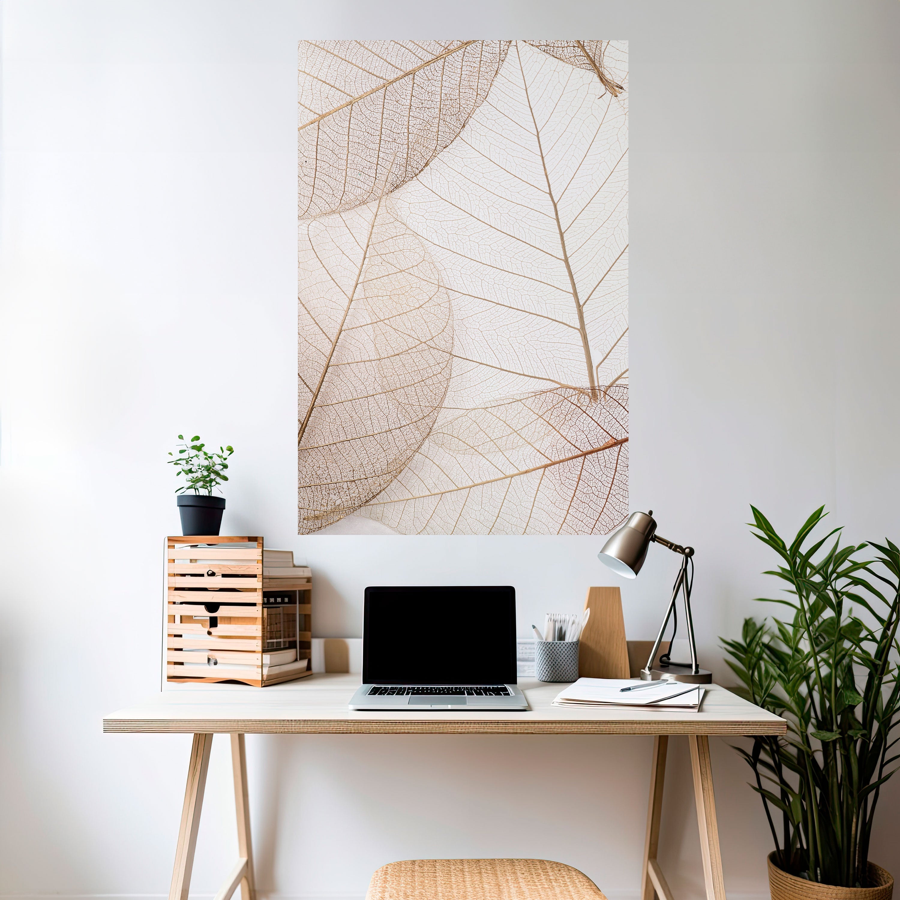 Affiche verticale autocollante « ETHEREAL VEINED GRACE »