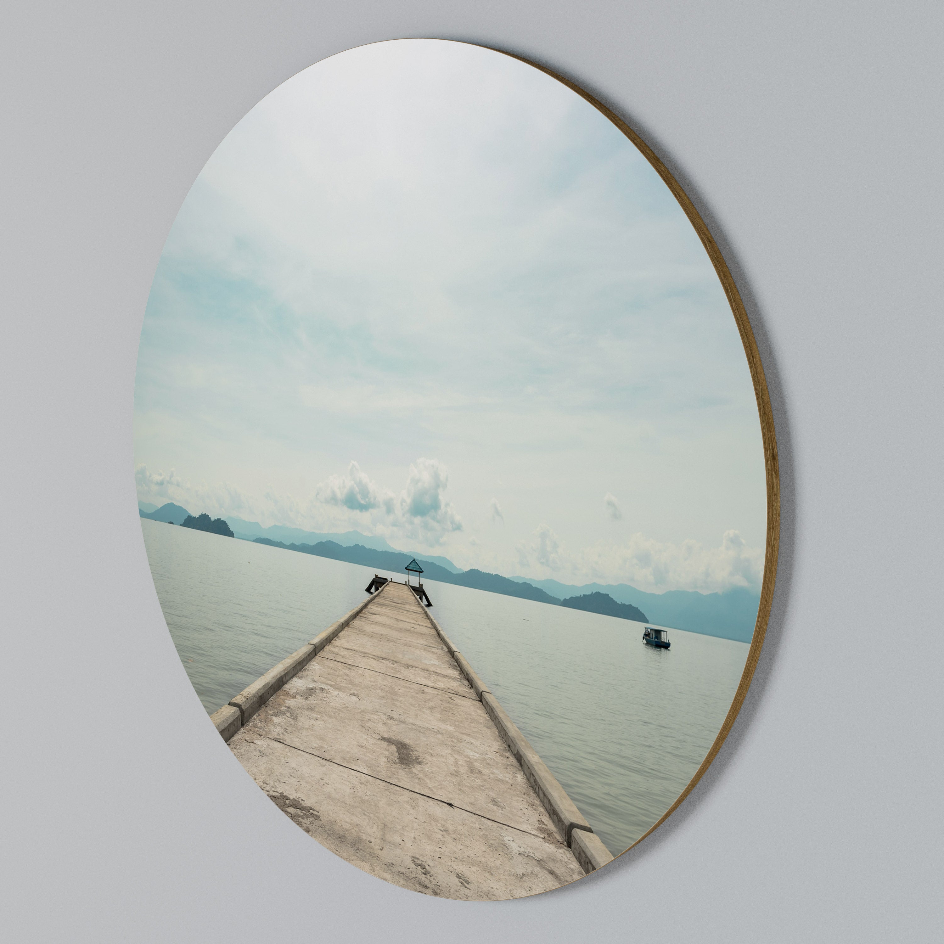 AQUA HORIZON Round Wall Art