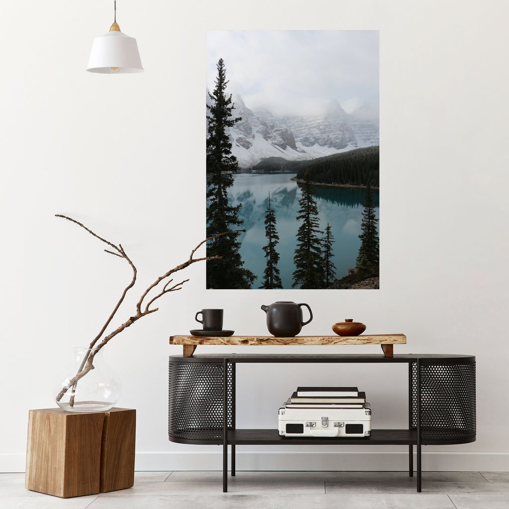 Affiche verticale autocollante « Misty Forest Borders »