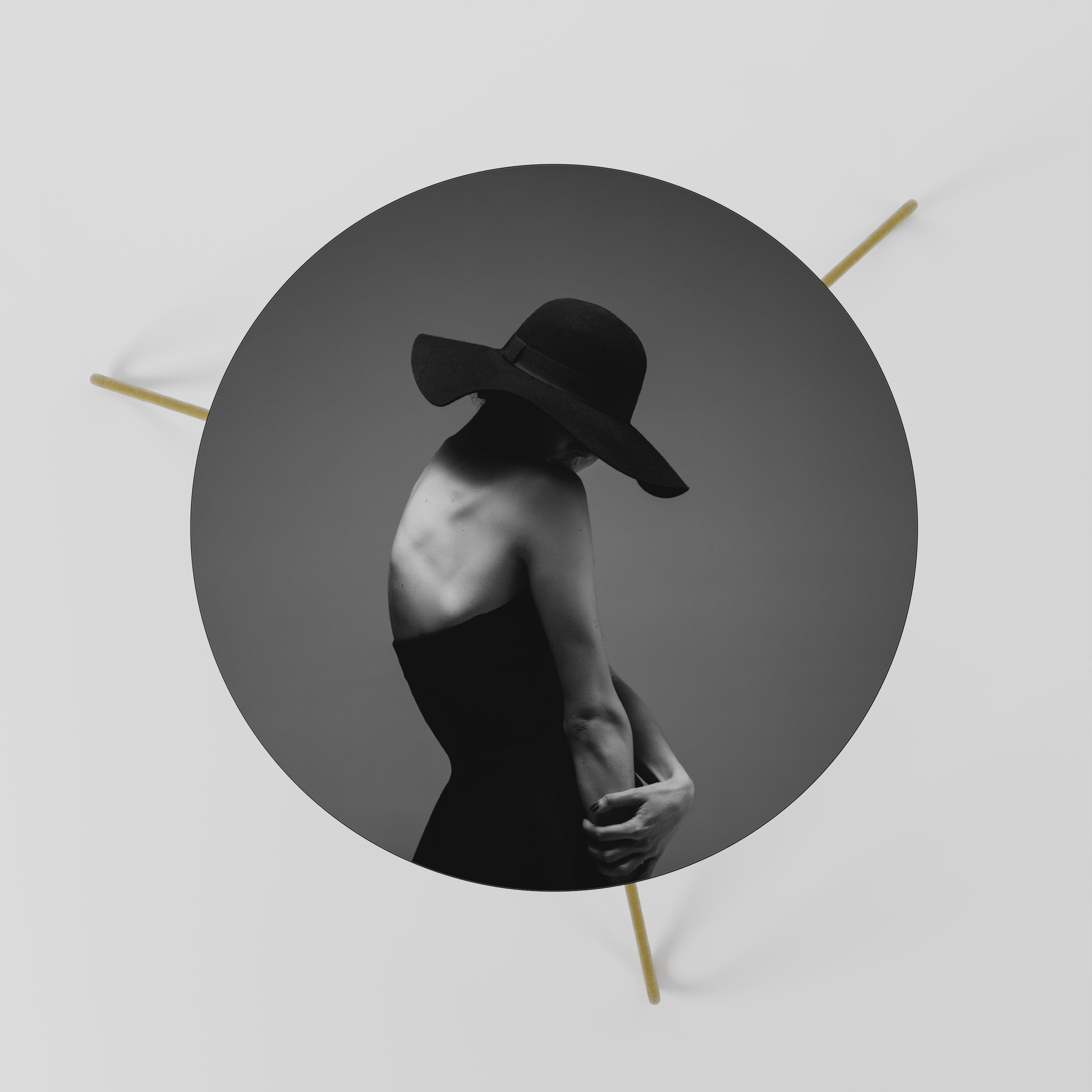 Table basse SILHOUETTE OF MYSTERY 60