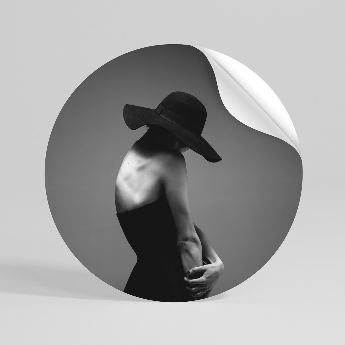 SILHOUETTE OF MYSTERY Peel and Stick Round Sticker