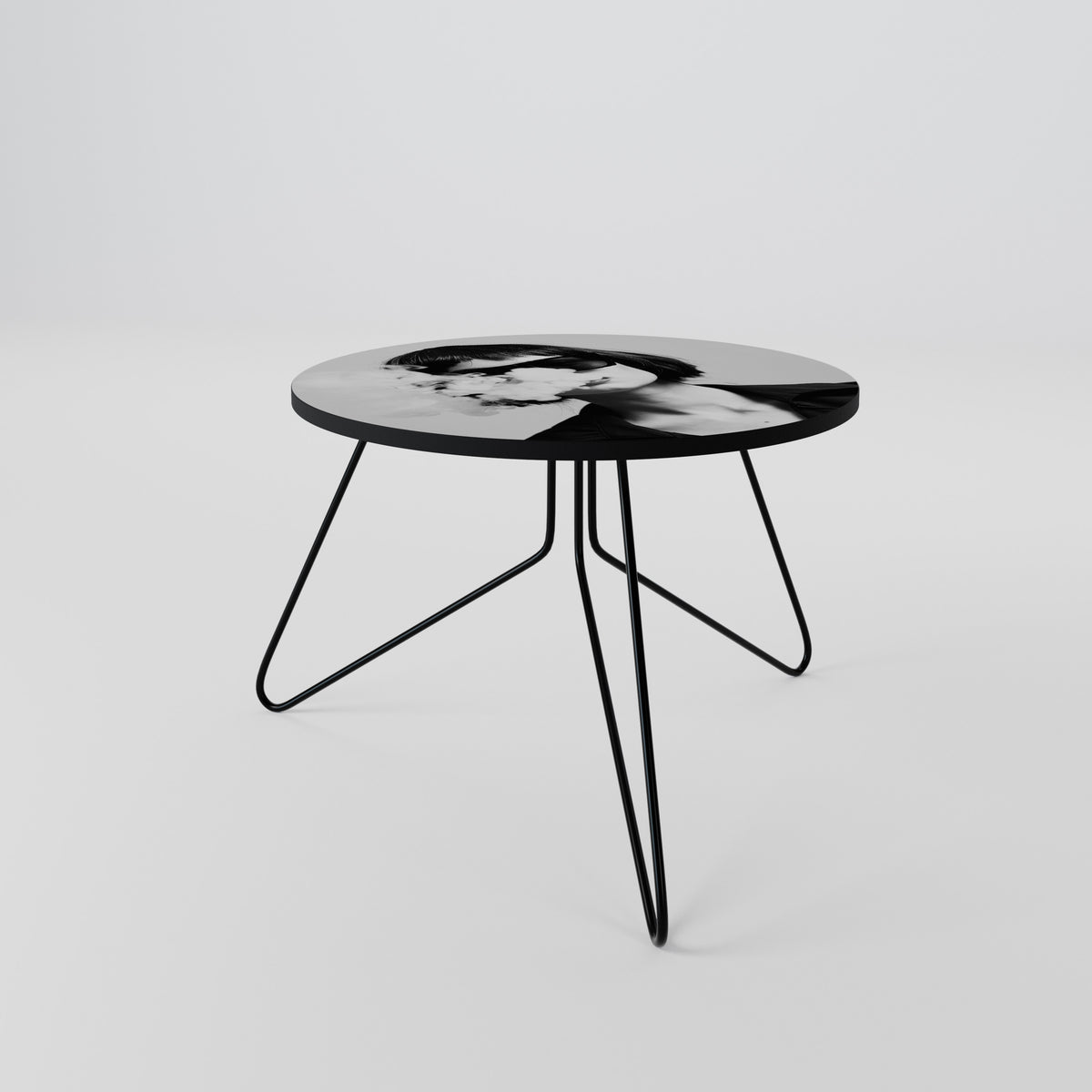 SMOKY BELLE Coffee Table