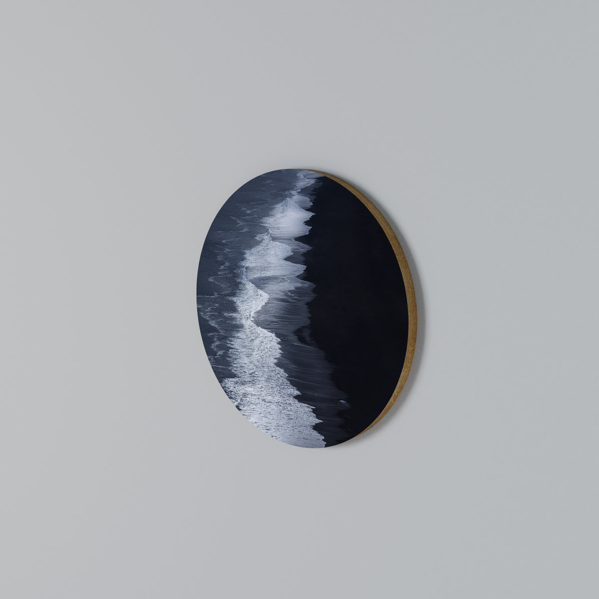 OCEAN'S WHISPER Round Wall Art