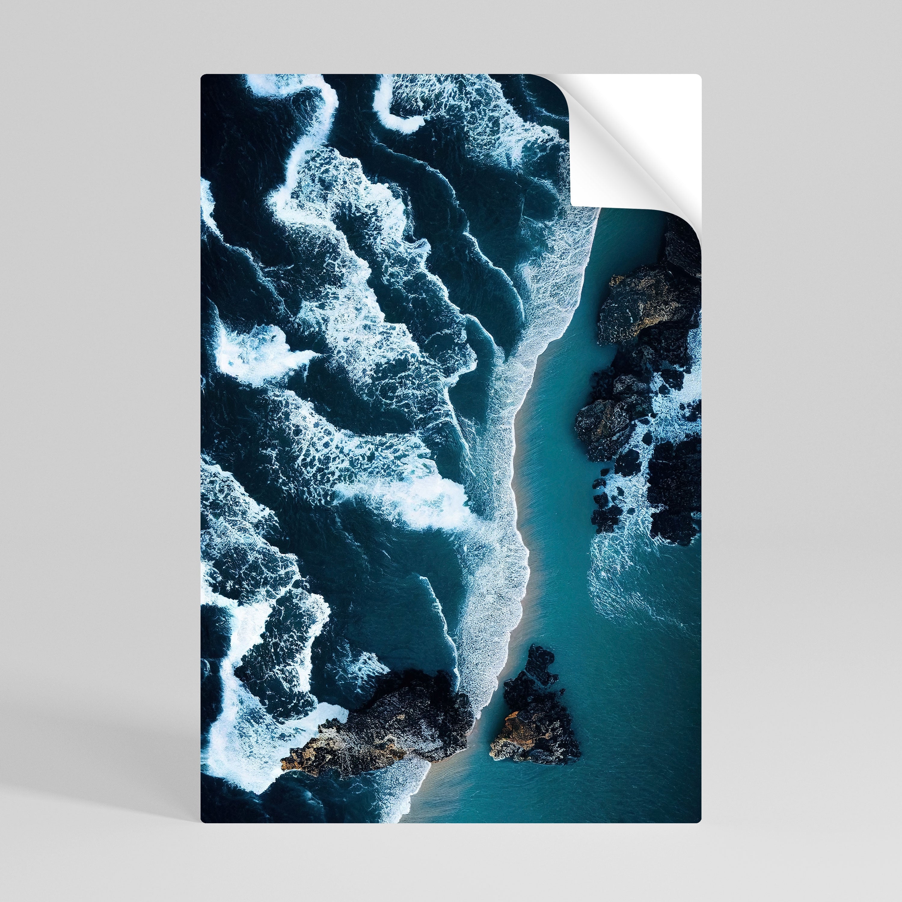 Affiche verticale autocollante « COSMIC COASTLINE »