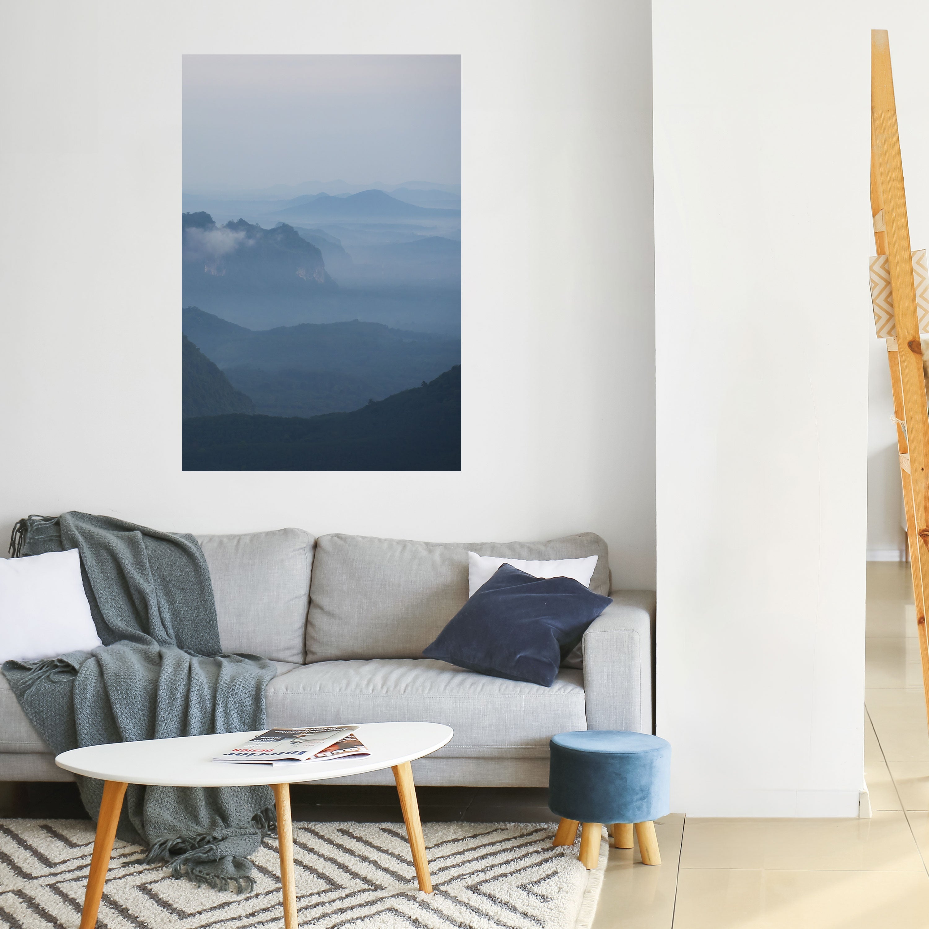 Affiche verticale autocollante « MISTY MOUNTAIN WHISPER »