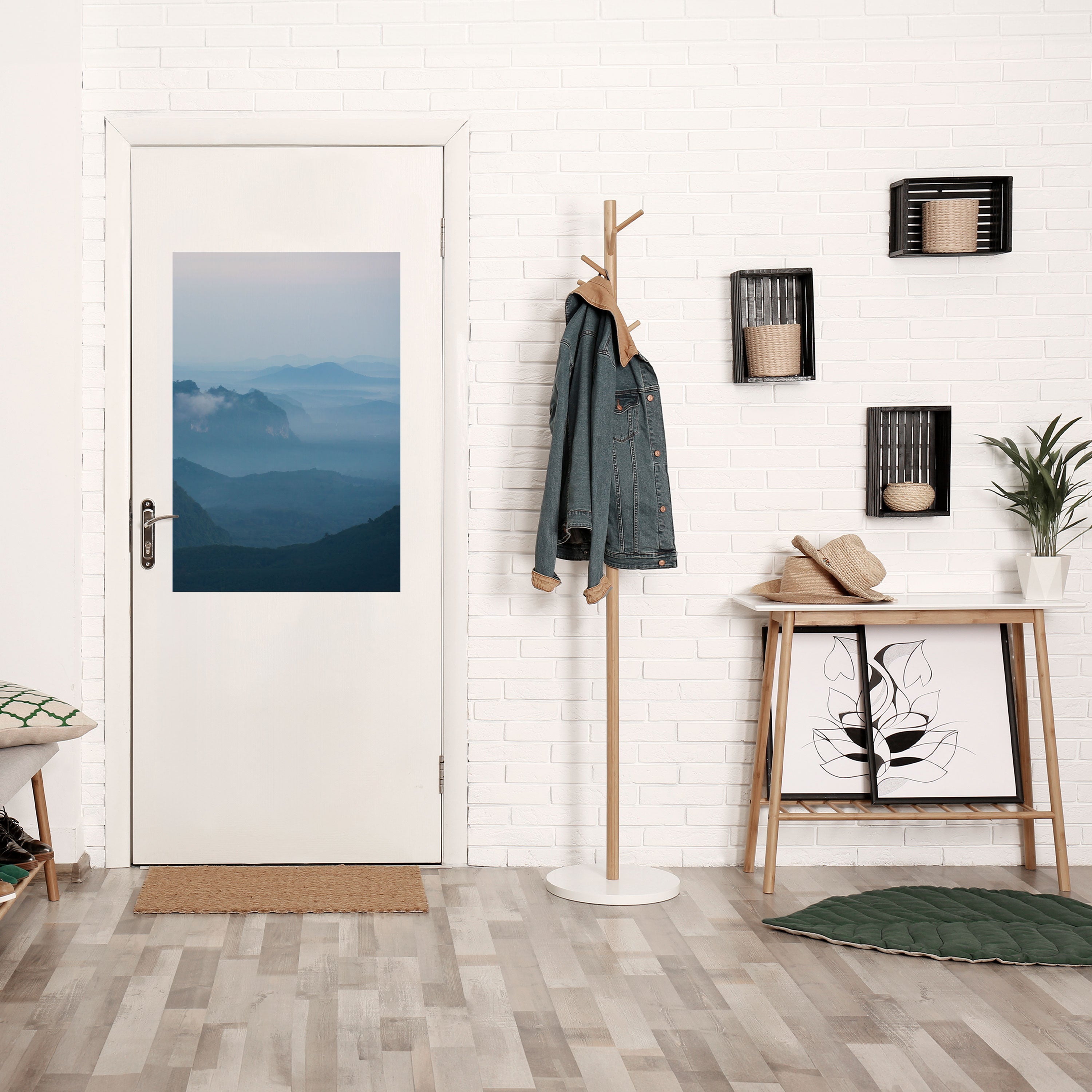 Affiche verticale autocollante « MISTY MOUNTAIN WHISPER »