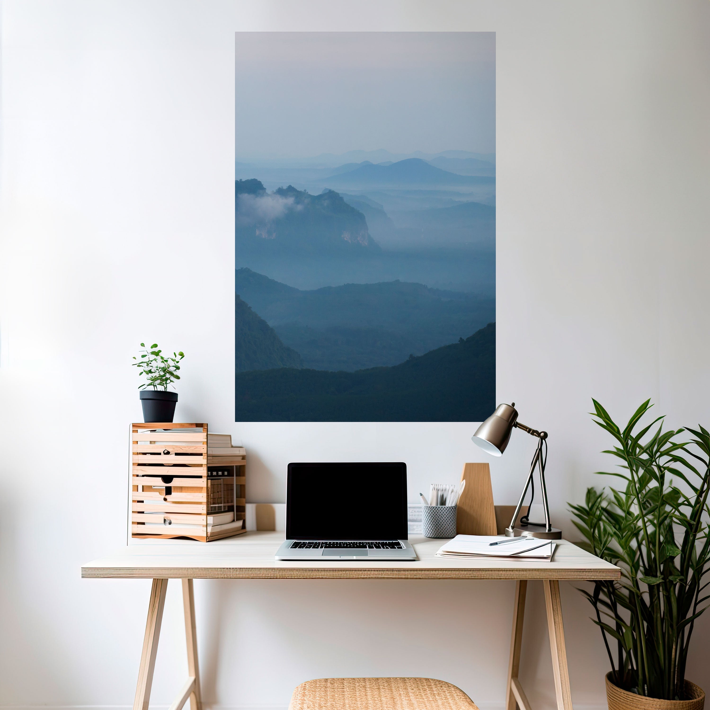 Affiche verticale autocollante « MISTY MOUNTAIN WHISPER »