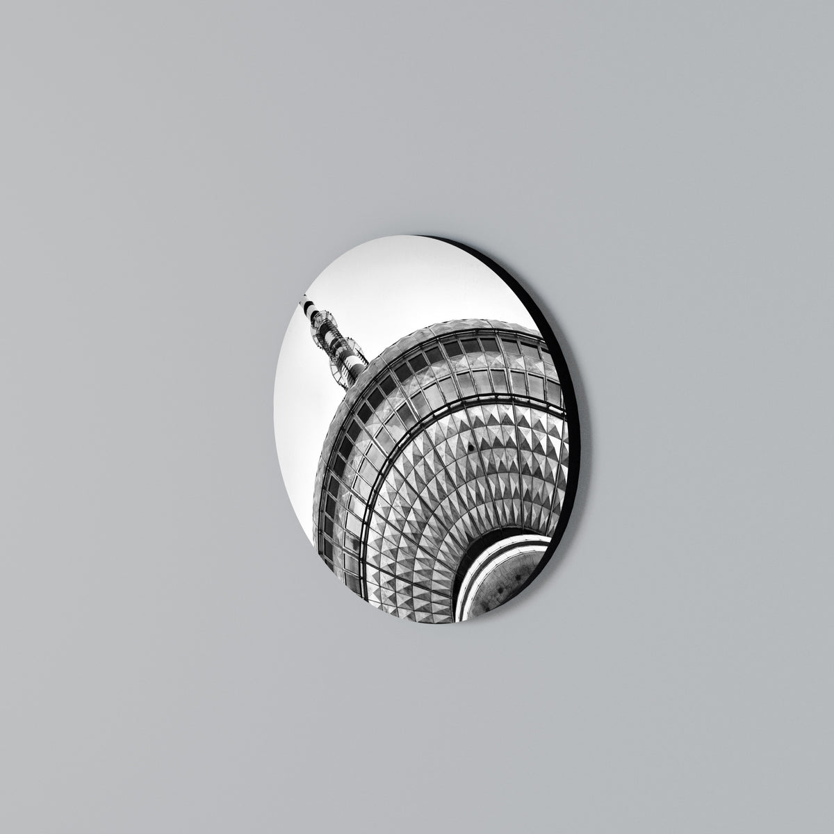 BERLINER FERNSEHTURM Round Wall Art