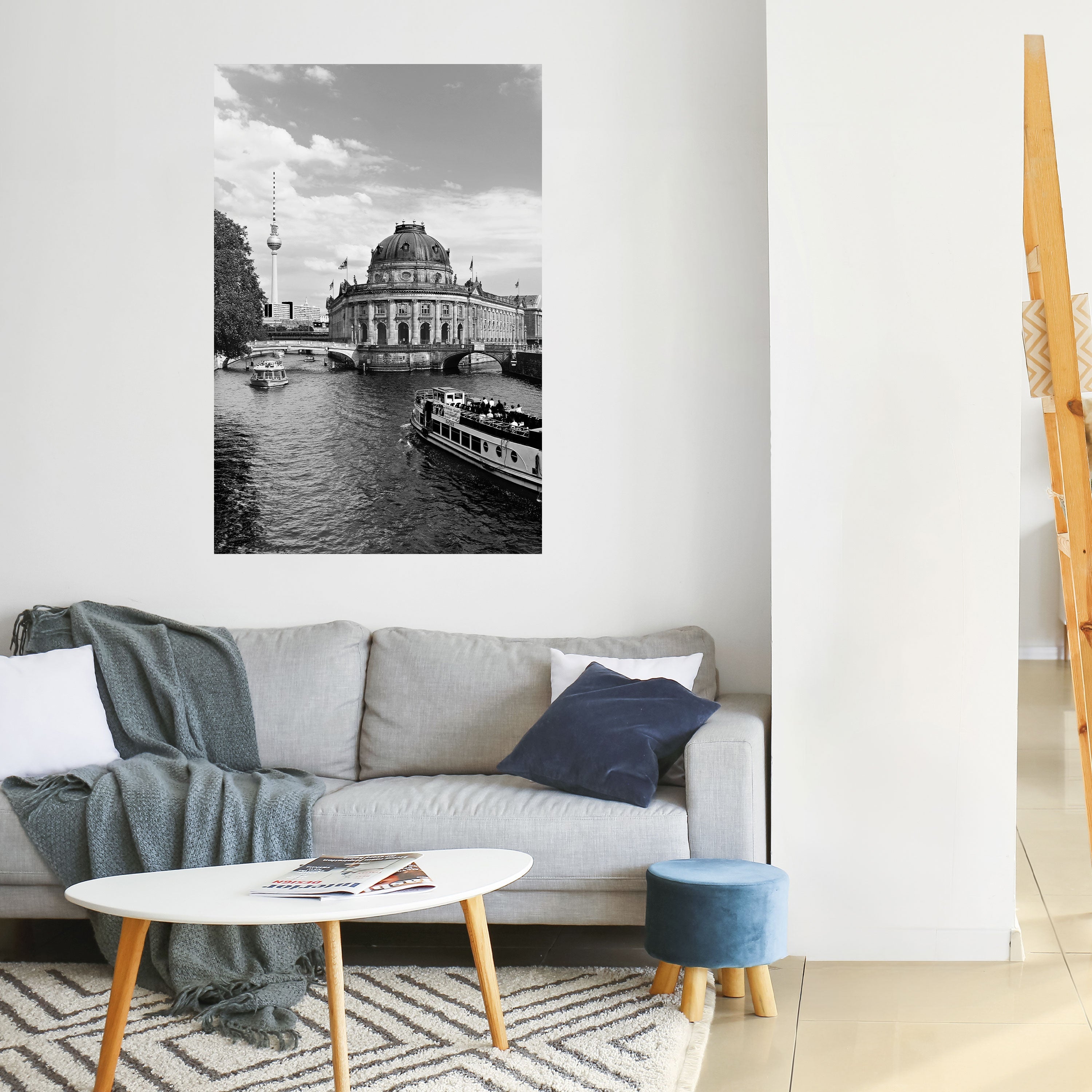 Affiche verticale autocollante « GHOSTS OF HISTORY »