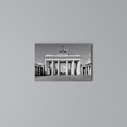 ECHOES OF HISTORY Horizontal Canvas Print