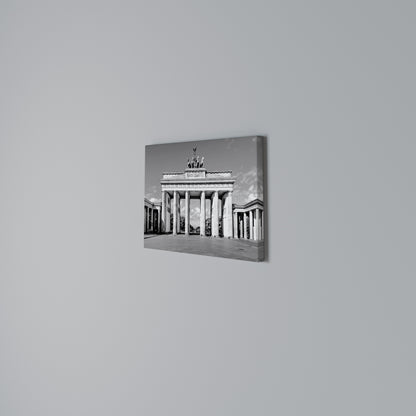 ECHOES OF HISTORY Horizontal Canvas Print