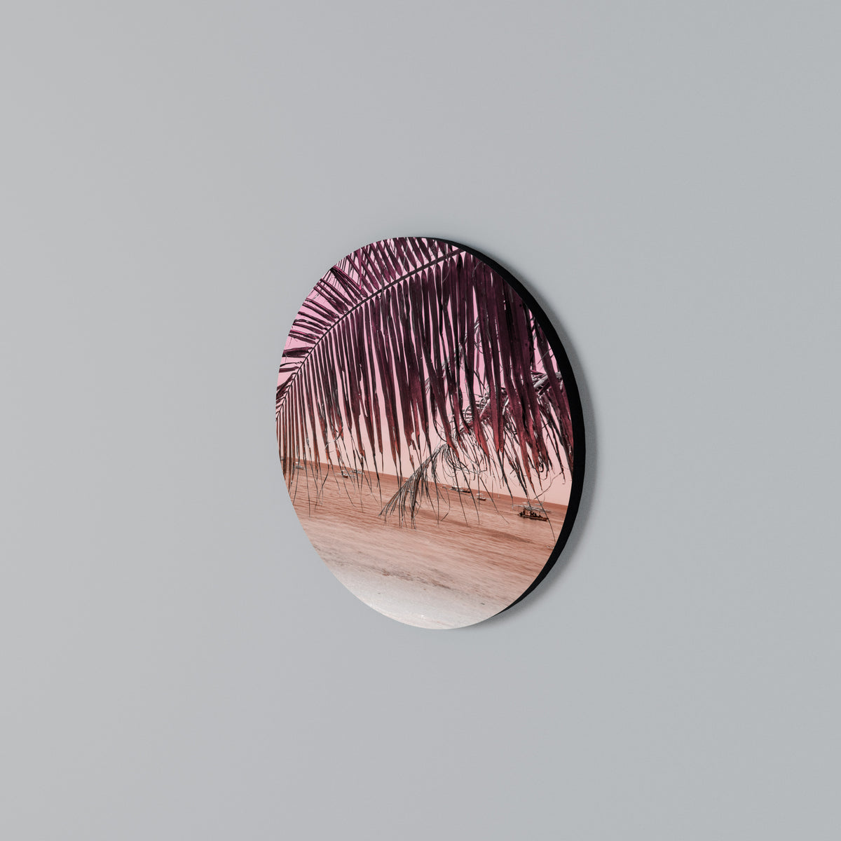 TROPICAL WHISPERS Round Wall Art