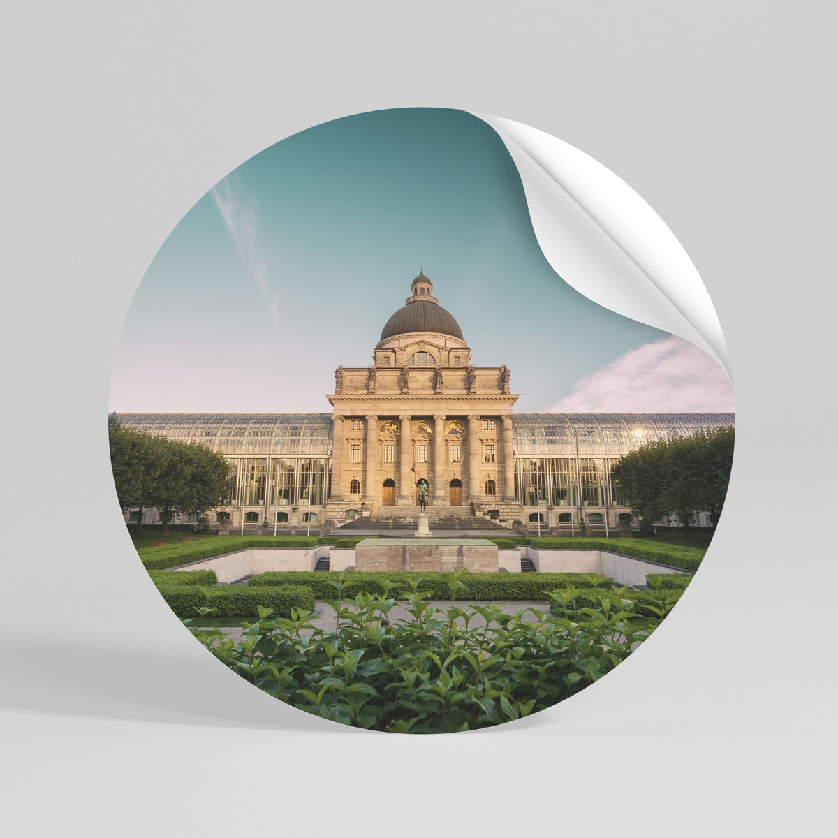 TRANQUIL PALACE VIEW Peel and Stick Round Sticker