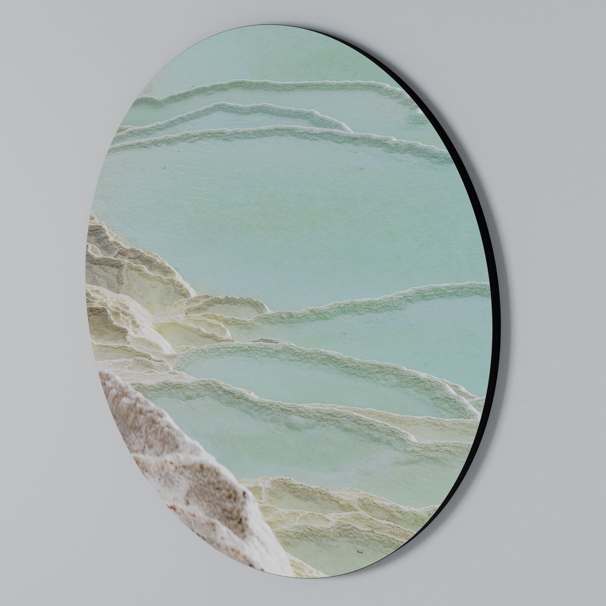 AQUAMARINE WHISPERS Round Wall Art