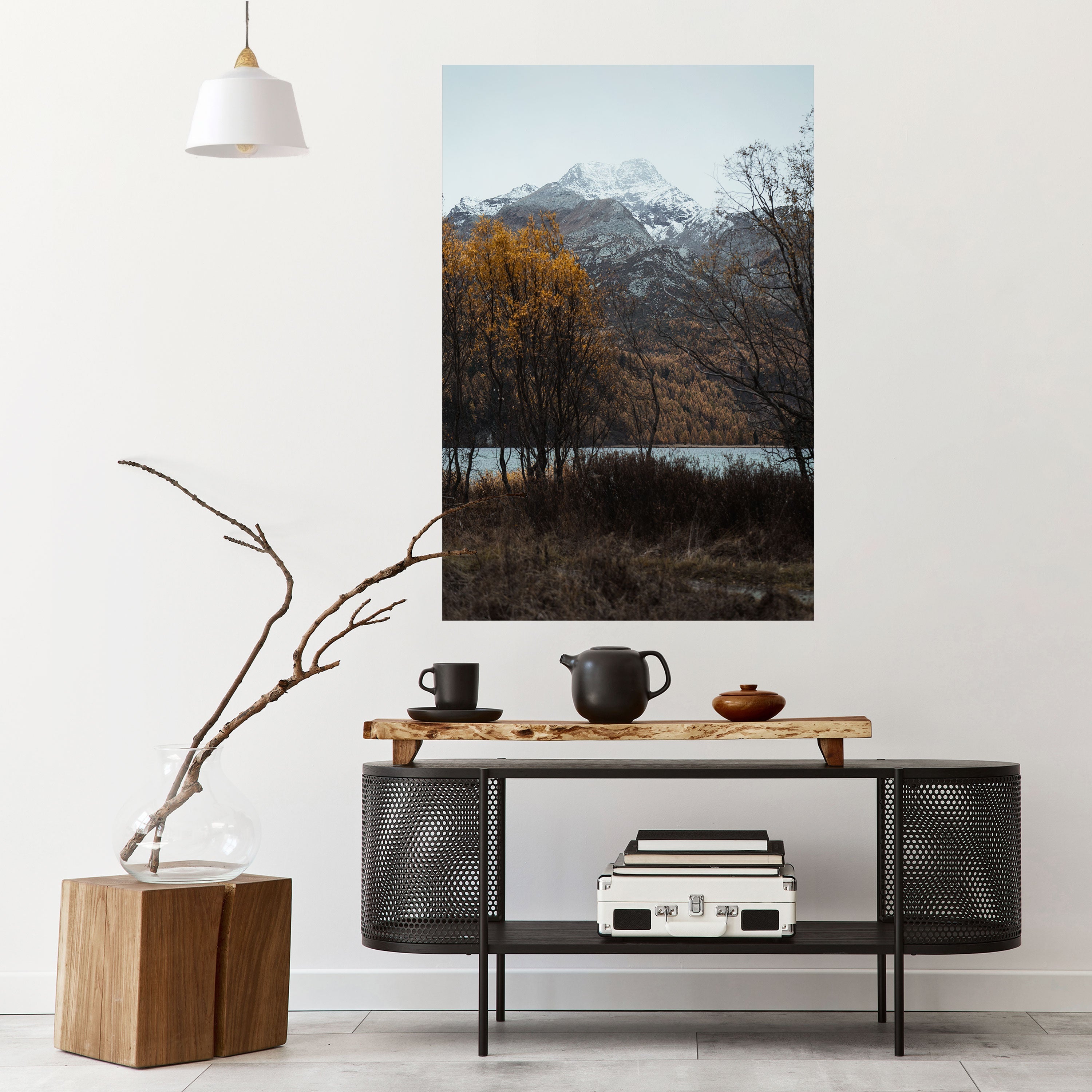 Affiche verticale autocollante « L'ÉTREINTE SILENCIEUSE DE L'AUTOMNE »