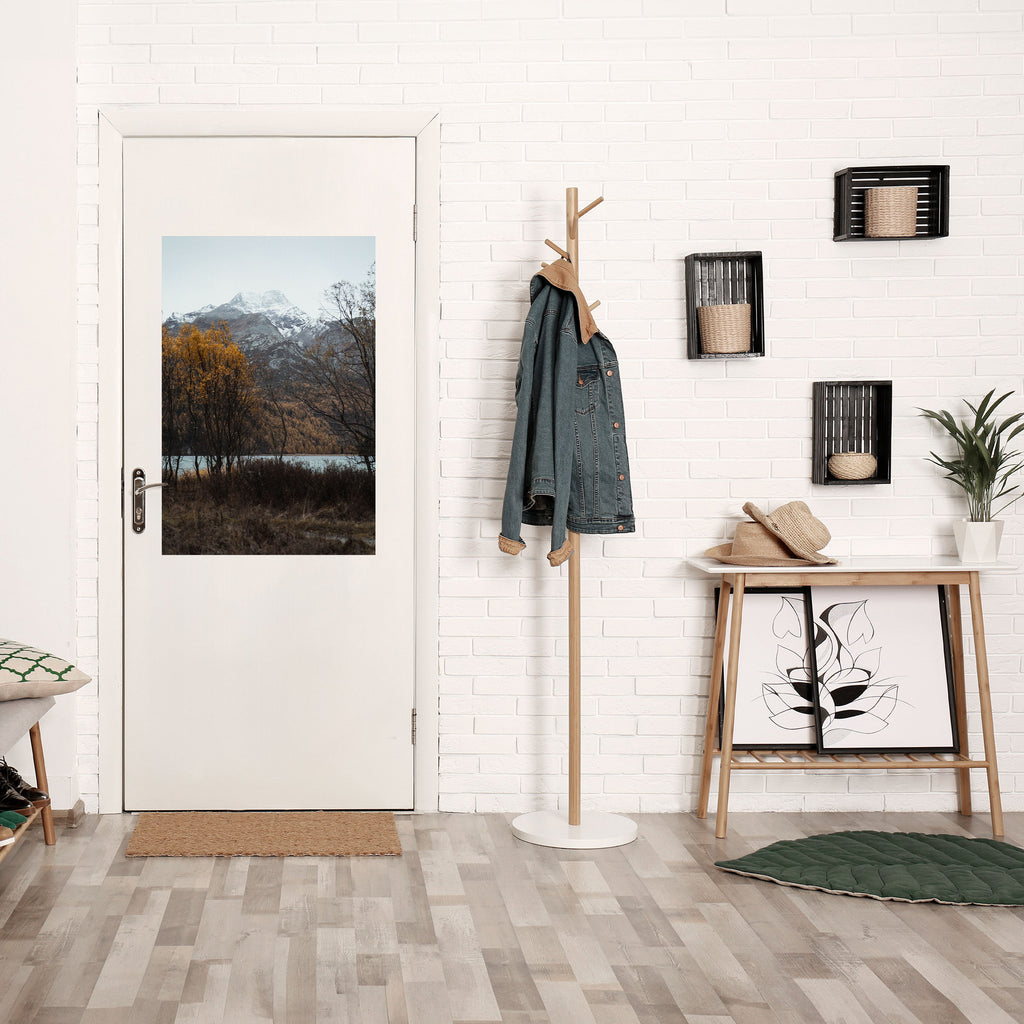 Affiche verticale autocollante « L'ÉTREINTE SILENCIEUSE DE L'AUTOMNE »