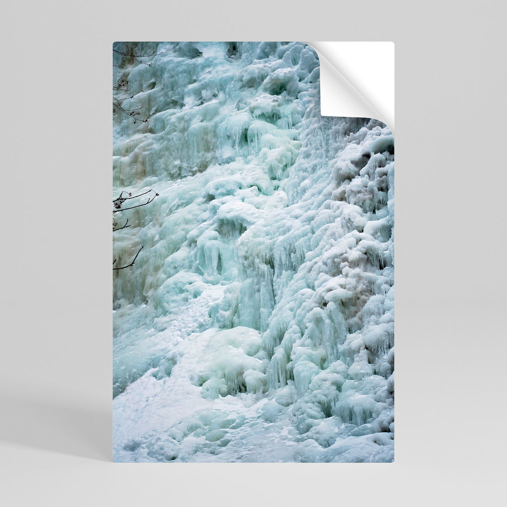 Affiche verticale autocollante « FROSTED WHISPERS »